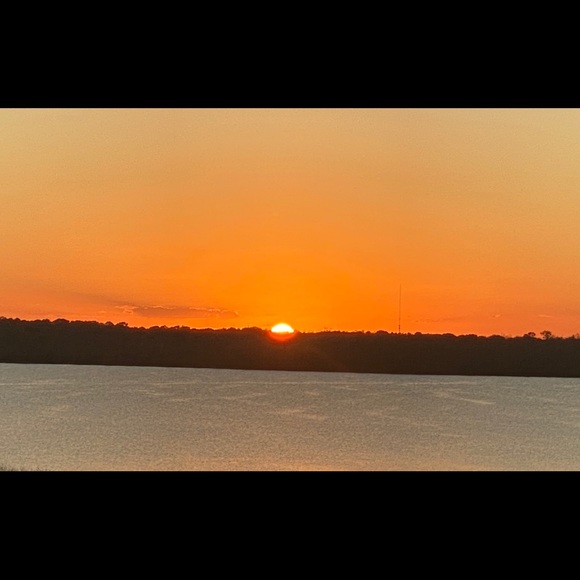 Meet Your Posher😆 ‼️OFFERS WELCOMED ALWAYS 😁‼️ - Picture 2 of 5